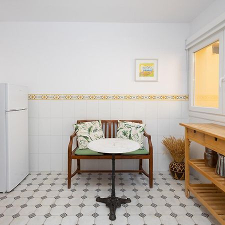 C92 - Rustic Two Bedrooms Apartment With Terrace マラガ エクステリア 写真