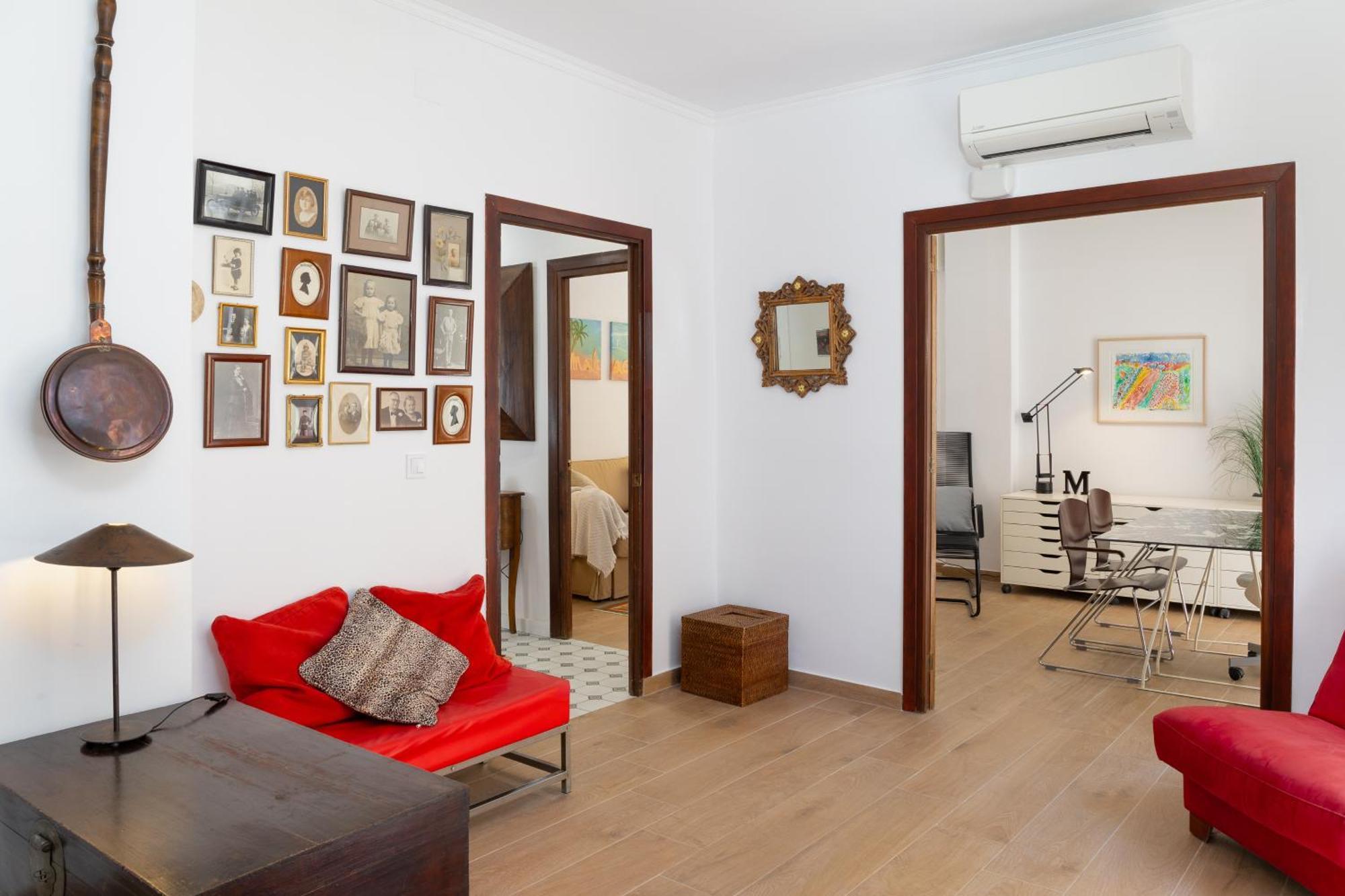 C92 - Rustic Two Bedrooms Apartment With Terrace マラガ エクステリア 写真