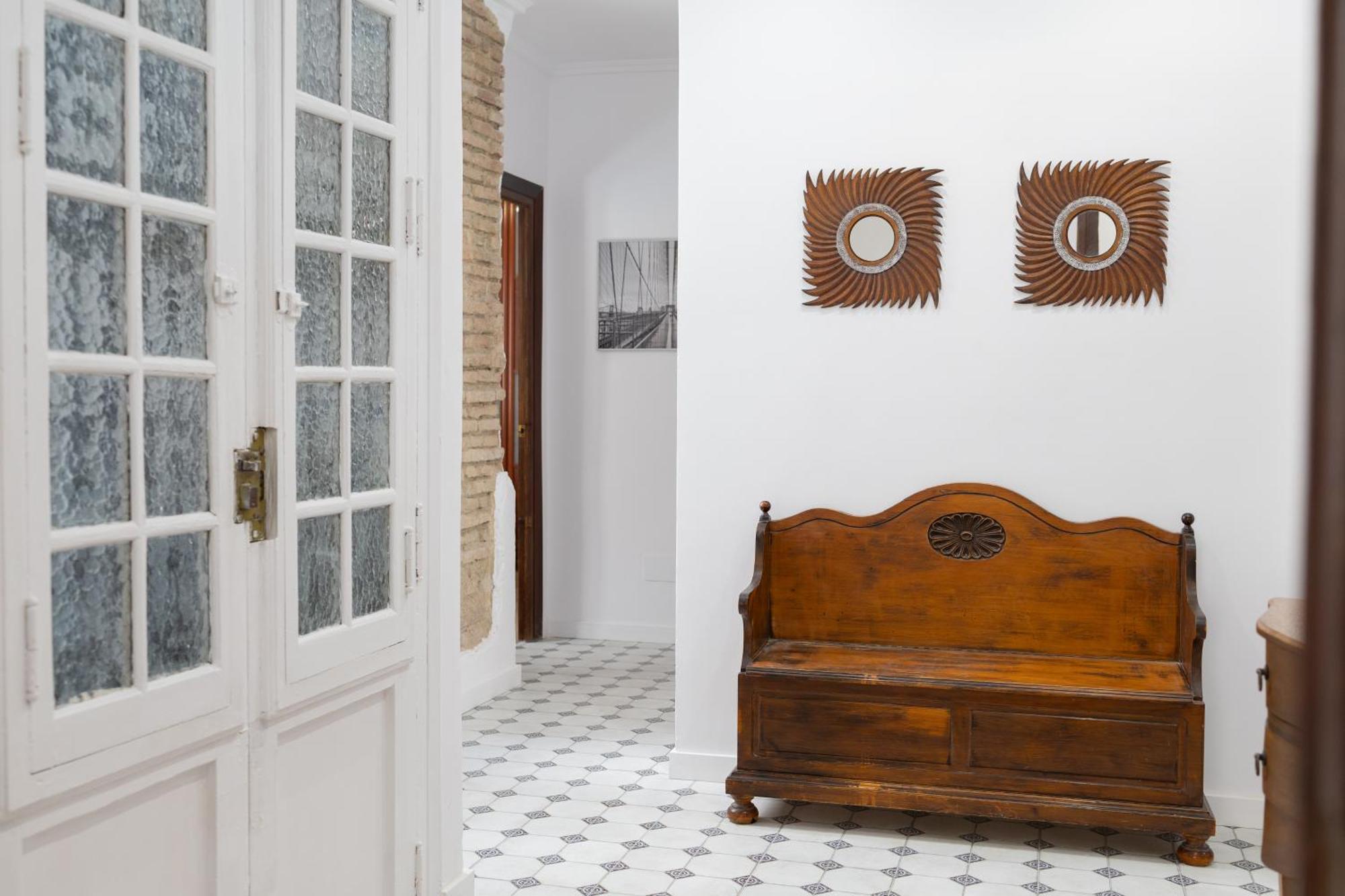 C92 - Rustic Two Bedrooms Apartment With Terrace マラガ エクステリア 写真