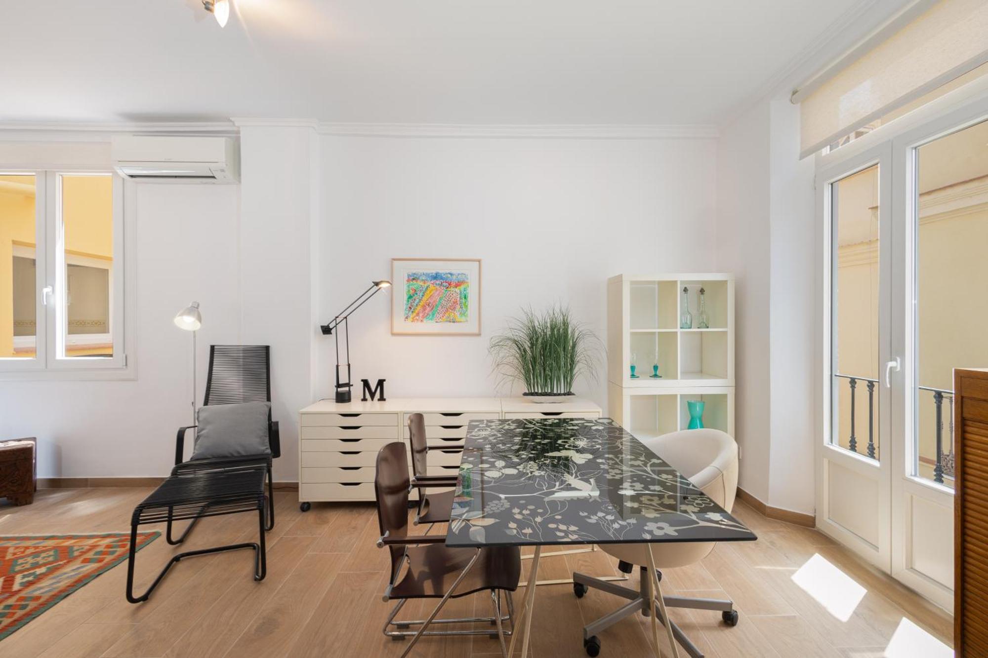 C92 - Rustic Two Bedrooms Apartment With Terrace マラガ エクステリア 写真