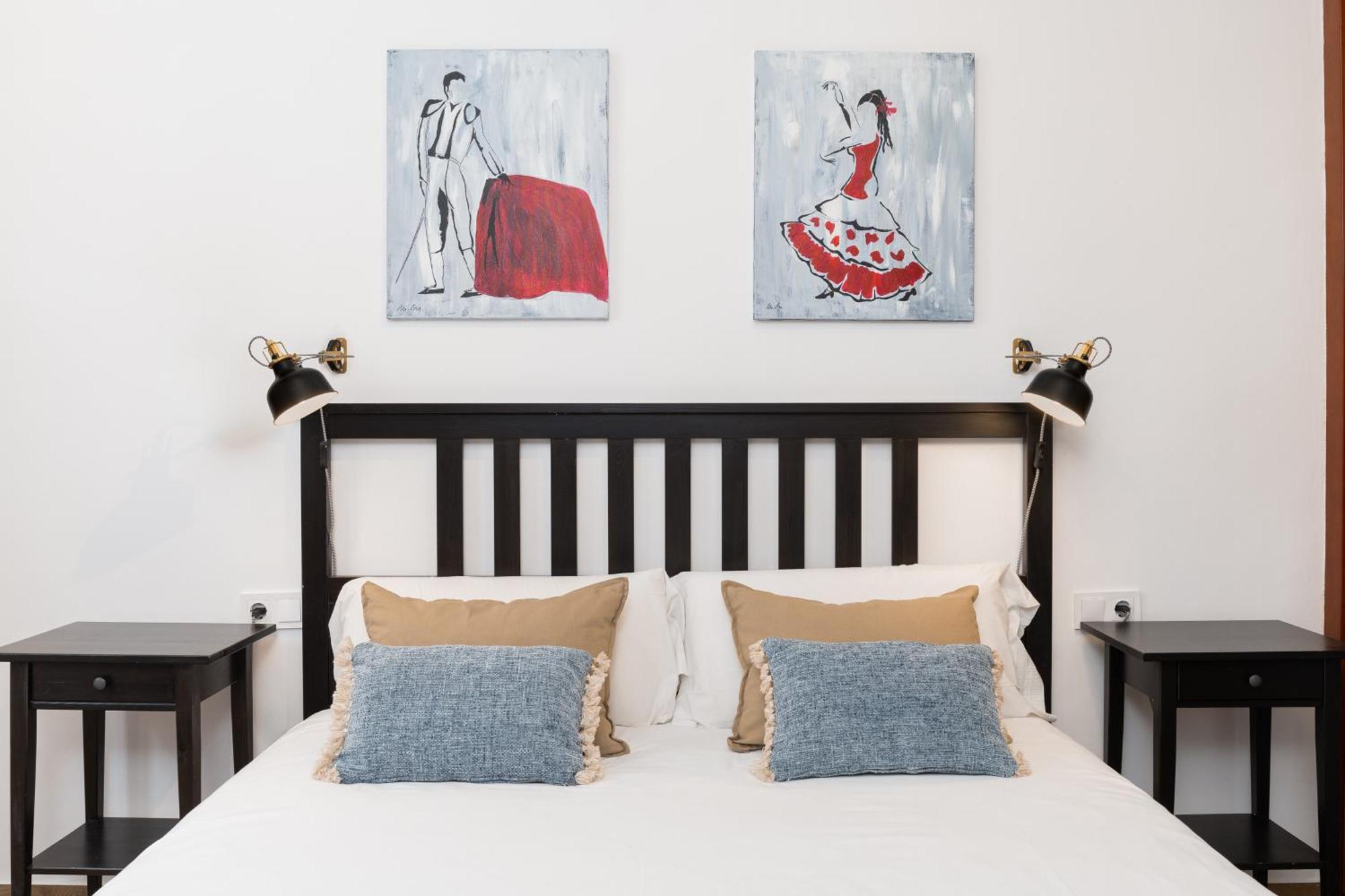 C92 - Rustic Two Bedrooms Apartment With Terrace マラガ エクステリア 写真